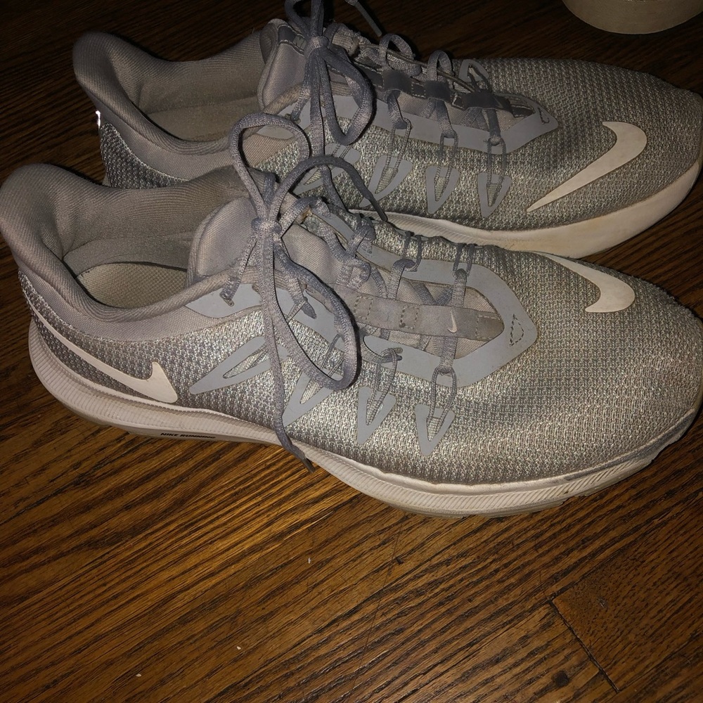 Men’s Nike Shoe